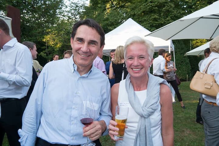 Heinrich Baumann, Bank Julius Bär & Co. AG; Alice Sachova, de sede AG