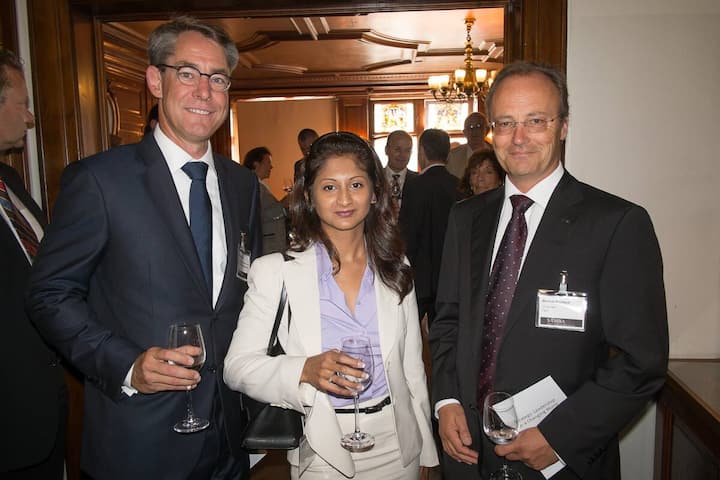 Drew A. Welton, Head Family Office & UHNWI Clients, UBS Global Asset Management; Kamales Lardi, Managing Partner, Lardi & Partner Consulting GmbH; Markus Neuhaus, Chairman, PwC