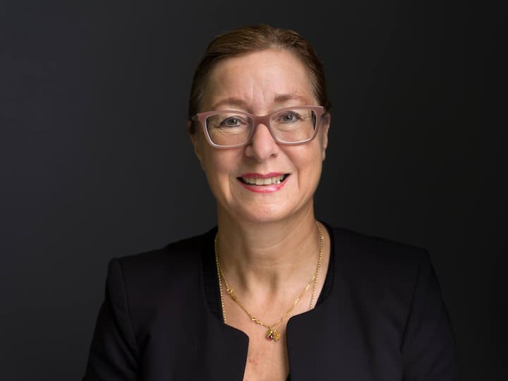 Jeannine Pilloud, Swiss Federal Railways delegate in an industry committee for the development of public transportation, portrayed in Zurich Altstetten, Switzerland, on July 9, 2018. (KEYSTONE/Gaetan Bally) Jeannine Pilloud, SBB Delegierte fuer OEV-Branchenentwicklung, portraetiert am 9. Juli 2018, in Zuerich Altstetten. (KEYSTONE/Gaetan Bally)