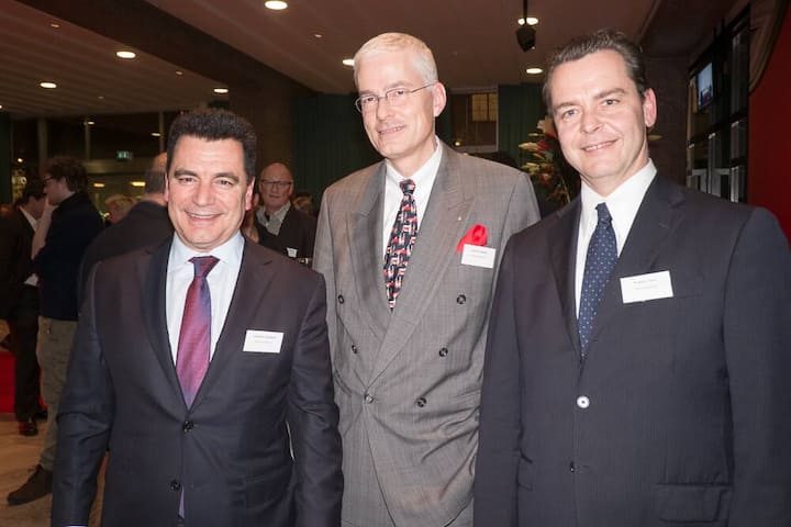Dominic Gaillard, Bank Vontobel AG, Daniel Jaissle, Bank Vontobel AG; Roberto Faoro, Bank Vontobel AG