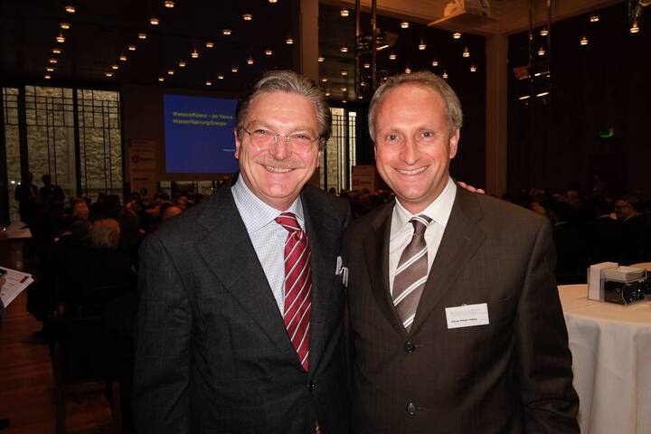 Sandro V. Gianella, Knight Gianella & Partner AG; Hans-Peter Hess, Roland Berger AG Strategy Consultants, Senior Advisor