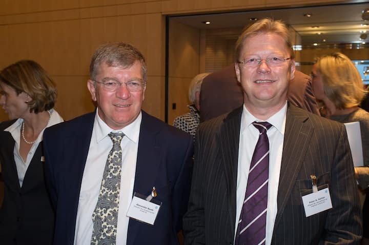 Alexander Barth, VR-Präsident Rivella AG; Peter A. Gehler, Mitglied der Geschäftsleitung Siegfried Holding AG