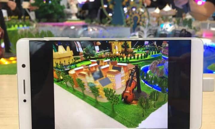 Der neue 3D-Modus der Handys von ZTE. Die Chinesen haben eine Spielzeuglandschaft am MWC aufgebaut, die sich für plastische Testbilder eignet.