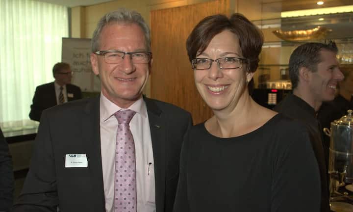 Bruno Peterer;
Véronique hermanjat, Présidente ASO Association Suisse d'Organisation et de Management