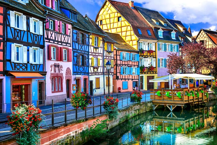 Das bunte Colmar ist unter den Kleinstädten sehr beliebt.