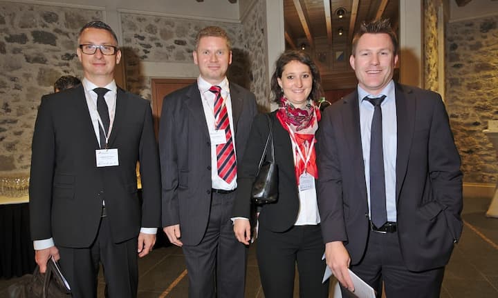 Albert Hagenbuch, Bank Vontobel AG;
Urs Sommerhalder, Bank Vontobel AG;
Carina Hering, FIL Investment Switzerland AG;
Marc Flückiger, Institutional Sales, FIL Investment Switzerland AG