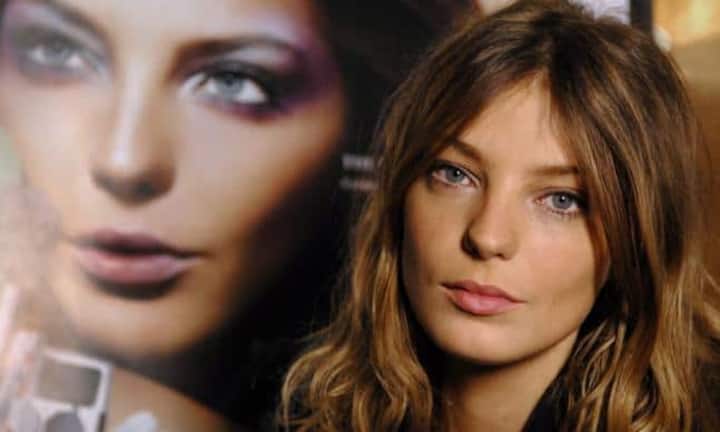 Daria Werbowy: 3 Millionen US-Dollar 
Nicht nur auf den Laufstegen verdienen Models Geld, sondern auch mit Werbeverträgen und eigenen Kosmetikmarken. So wie das ukrainisch-kanadische Model Daria Werbowy. Die 30-Jährige ist unter anderem Testimonial der Modekette Mango.
