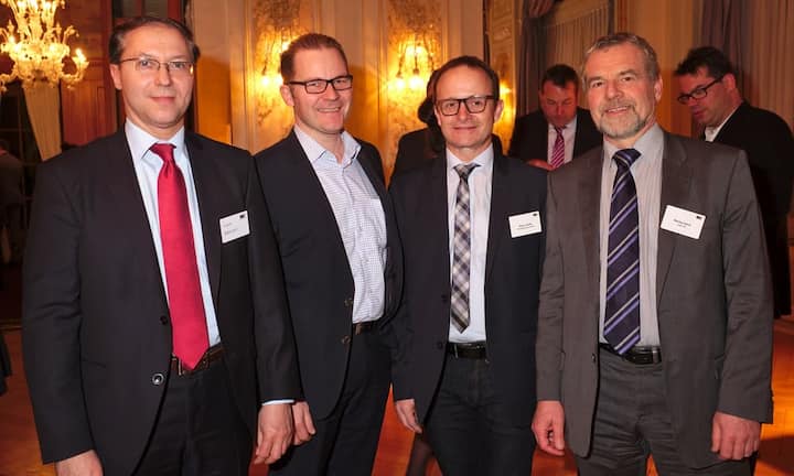 Ivan Vaccari, Partner, vaccari blaser & partner gmbh;
Adrian Tschanz, Inhaber, Tschanz Treuhand;
Peer Liechti, Geschäftsführer, CTA Energy Systems AG;
Markus Aerni, Leiter Standort Zürich, cedac development assessment consulting ag