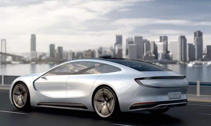 Wie Yueting vorführte, lässt sich der Wagen via Smartphone-App mit Sprachbefehlen steuern. Die Höchstgeschwindigkeit soll bei 210 Kilometern die Stunde liegen.