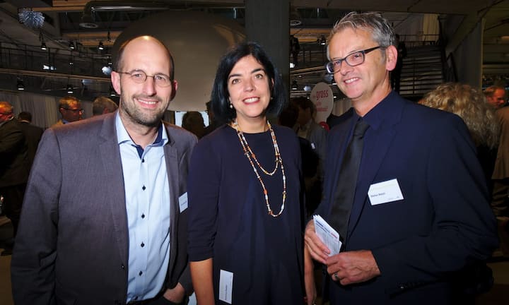 Christoph Schaer, Leiter Technik und Betriebswirtschaft, Suissetec;
Annina Keller, Leiter Kommunikation, Suissetec;
Stefan Batzli, Geschäftsführer, AEE Suisse
