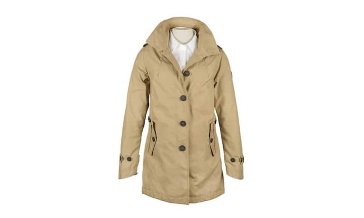 Funktional: Nabholz Ein Allrounder für das ganze Jahr dank wind- und wasserfestem Material, das zugleich atmungsaktiv ist. Um diesen Mantel auch in kalten Monaten zu tragen, kann eine ein- und ausknöpfbare Innenjacke bestellt werden. Preis 649 Franken