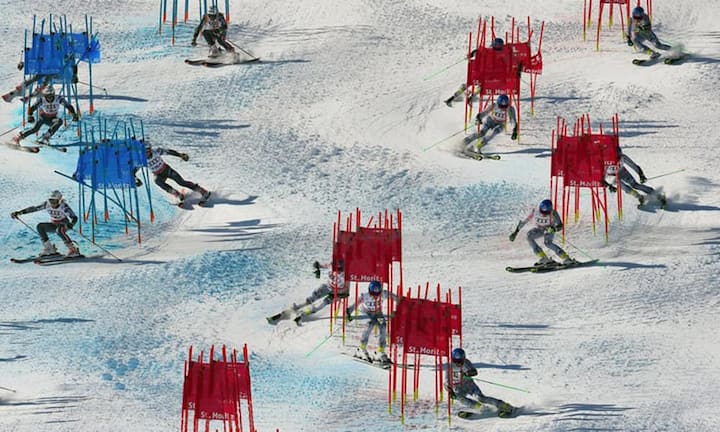 Spektakel am Team-Event. Diese Mehrfachbelichtung zeigt den Finallauf zwischen Adeline Baud Mugnier aus Frankreich gegen Veronika Zuzulova aus der Slowakei.