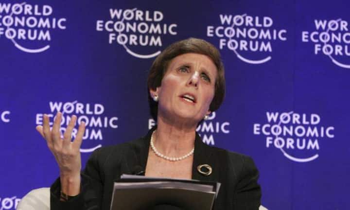 Am World Economic Forum in Davos geben sich vom 21. bis 24. Januar die Grössen aus Wirtschaft und Politik die Klinke in die Hand.
Eine von ihnen ist Irene Rosenfeld. Sie ist seit 2006 Vorstandsvorsitzende vom Lebensmittelkonzern Mondelez International. Gemäss «Forbes Magazin» zählt sie zu den 20 stärksten Frauen der Welt.
Keystone