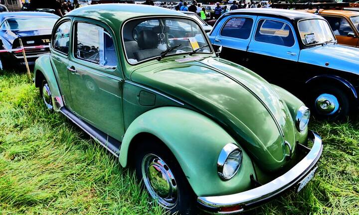 Platz 4: VW KäferDie beliebteste Rennsemmel der Welt, der VW Käfer: 1938 konzipiert und bis heute in vielen Varianten auf den Strassen der Welt zuhause, mit 23,5 verkauften Exemplaren. Noch beliebter allerdings: Etmo/Flickr