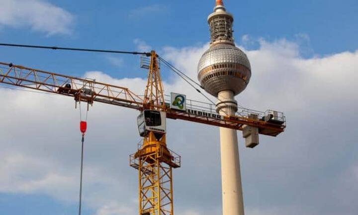 Deutschland: Der Dax verlor in den vergangenen Wochen auch wegen negativer Konjunkturmeldungen die Gewinne des ganzen Jahres. Er steht bei minus 11 Prozent.