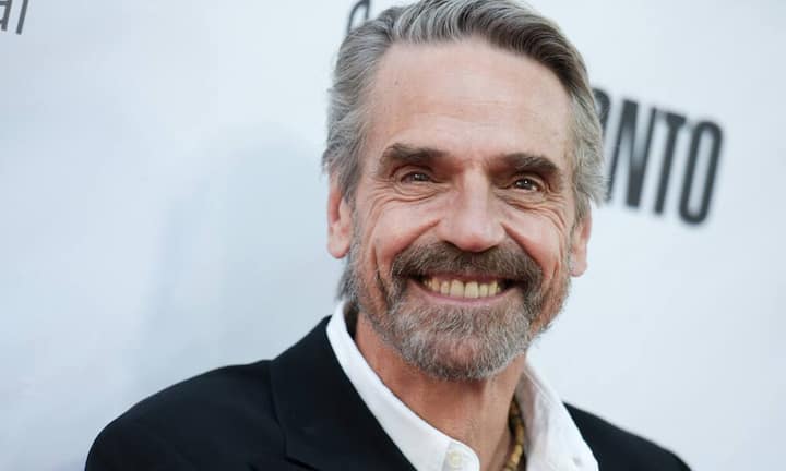... Jeremy Irons, der ebenfalls im Eröffnungsfilm mitspielt und in Zürich für Glamour sorgen wird.