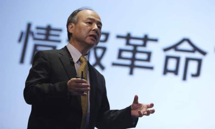 Zweitgrösster Verlierer: Masayoshi Son, minus 5.9 Milliarden Dollar (minus 31 Prozent).
Ein Drittel seines Vermögens hat der Japaner Masayoshi Son verloren. Mit seinem Unternehmen Softbank ist er im Bereich Telekommunikation, Internet und Finanzen tätig. Ihm bleiben noch 13,2 Milliarden Dollar.
Keystone