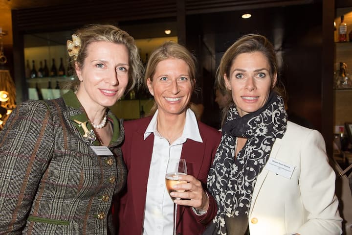 Riccarda Mecklenburg, m&m Media Holding AG; Pia Tischhauser, Boston Consulting Group, Panelistin; Mirjam Staub Bisang, Independent Capital