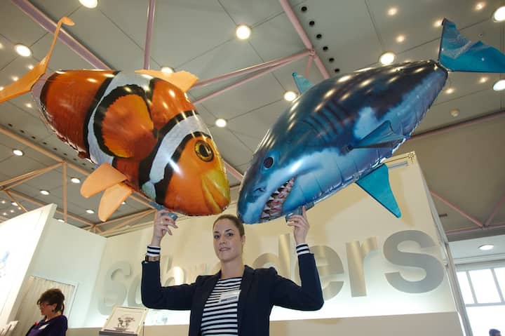 Mit den grossen Fischen schwimmen: Gold- und Haifisch mit Valbona Rukic, Client Service, Schroder Investment Management (Switzerland) AG