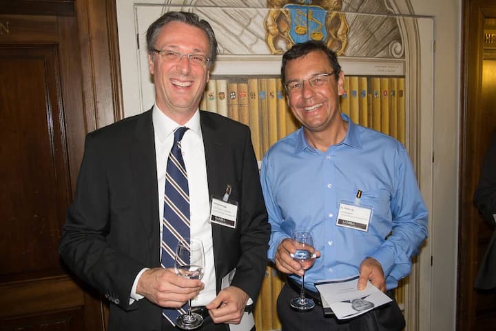 Joerg Bertogg, COO Global Corporate, Zurich Insurance Company Ltd.; Peter Ilg, Institutsleiter, HWZ Hochschule für Wirtschaft Zürich