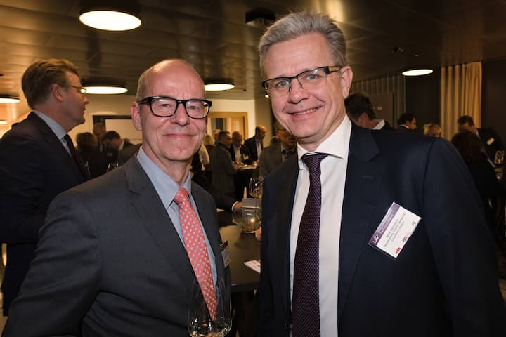Jorrit de Boer, Mastercard Europe SA;Mats Oscarsson, Skandinaviska Enskilda Banke AB, Luxembourg Branch