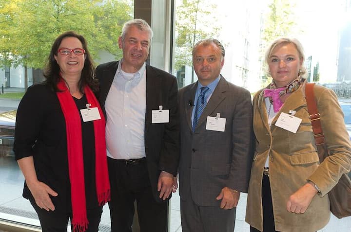 Agnes Jenowein, Schweizer Paraplegiker-Stiftung; Emil Annen, Institut für Marketing; Referent Markus Will, goodwill communications; Barbara Salm, Leiterin Kommunikation Migros-Kulturprozent