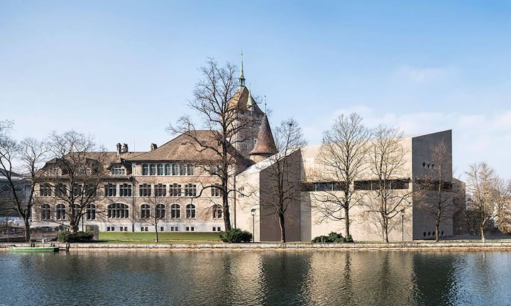 Gleiches gilt beim Schweizerischen Nationalmuseum: Im achtköpfigen Verwaltungsrat sind vier Frauen vertreten. Die Quote sieht aber nur drei vor.