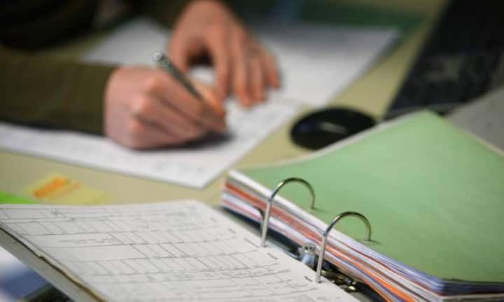 Risiken, die die Schweiz beeinflussen kann:
Die Unternehmenssteuerreform III misslingt. Das führt zu mehr Unsicherheit, stärkerer Isolation und einem Verlust an Standortattraktivität für die Schweiz.