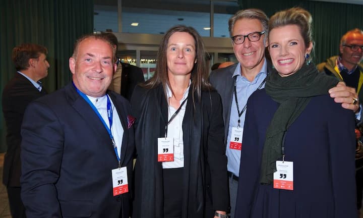 Daniel Moos, Inhaber, International Music Productions;
Eva M. Schauer;
Andreas M. Dubler, Partner, Dubler Rechtsanwälte;
Serena Menzi, Dubler Rechtsanwälte