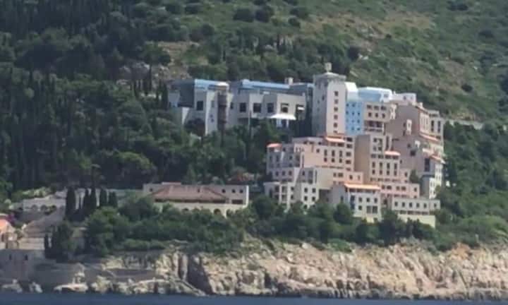 Das alte Hotel Belvedere wird abgerissen.