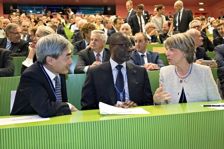 Hyun Song Shin, Bank for International Settlements Basel; Tidjane Thiam, Credit Suisse; Barbara Kux