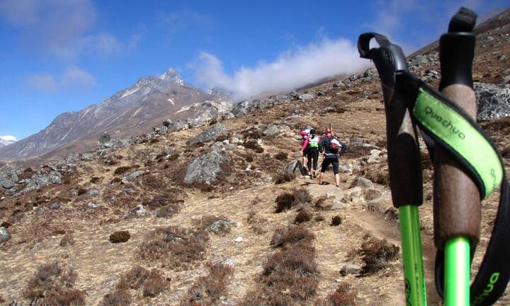 QuechuaWander- und Skifans haben sich wahrscheinlich schon einmal gefragt, was eigentlich ein «Quechua» ist. Dieser Markenname findet sich auf vielen Produkten des Herstellers Decathlon. Es handelt sich dabei um einen Indianerstamm, der in den Anden lebt. Decathlon zufolge sind es «Gebirgsbewohner, die ihre Berge lieben und respektieren - wie unsere Eigenmarke». akunamatata/flickr/CC