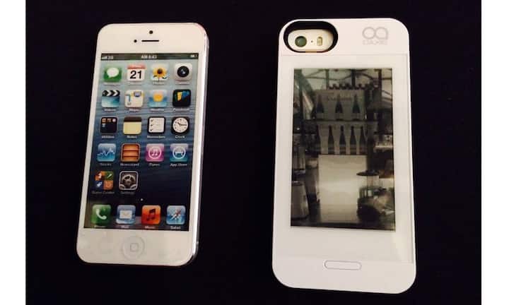 Der InkCase von Oaxis verwandelt die Rückseite des Smartphones in einen Zweitbildschirm. Der basiert ebenso wie eReader auf der e-Ink-Technologie. Das Bild der Liebsten lässt sich da drauf beamen, Bücher lesen oder die Daten des Fitnesstrackers einblenden. Der Akku hält drei bis sieben Tage. Erhältlich für iPhone 5, Samsung Galaxy S4 und Note II, sowie für diverse Android-Handys. Preis: ab umgerechnet 90 Franken.