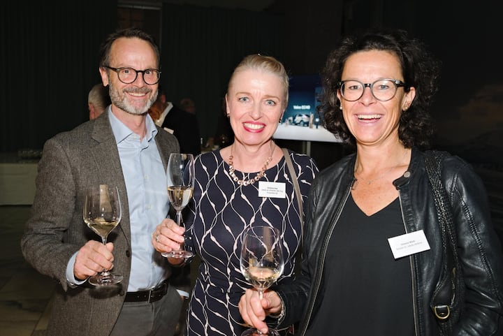 Markus Naewie, Schuler Weine & Co.; Giuliana Hu, Engel & VÃ¶lkers Properties AG; Simone Wicki, Schuler St. Jakobs Kellerei