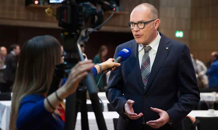 …der Direktor von Schweiz Tourismus, Jürg Schmid…