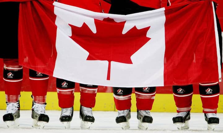 Platz 16: Kanada Kanada etablierte per Gesetz einen kostenlosen Zugang zum Gesundheitswesen, der als staatliche Krankenversicherung bekannt wurde. Kanadas System ist nicht perfekt, weshalb in den vergangenen Jahren viele Kanadier in den Süden zogen, um eine private Versicherung in den USA abzuschliessen.