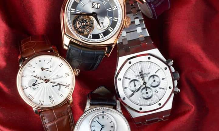 Paradedisziplin Uhren: Die Schweiz ist als Uhrenexporteur weltweit die Nummer 1. Letztes Jahr wurden Uhren im Wert von 19,3 Milliarden Franken exportiert, 2001 waren
es 10,6 Milliarden. Bild: Schweizer Luxusuhren von Les Ambassadeurs.