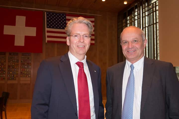 Michael Buscher, CEO oc oerlikon AG; Martin Naville, CEO AMCHAM