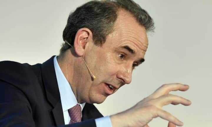 Platz 8: Eric Olsen - CEO von LafargeHolcim
In seinem ersten vollen Jahr erhielt Eric Olsen das achthöchste Gehalt aller SMI-Chefs, nämlich 9 Millionen Franken. Hoffentlich profitieren bald auch die Aktionäre.