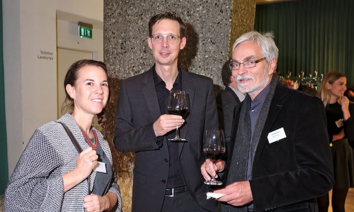 Jessica Pfister, Politchefin, Schweizer Illustrierte;
Michael Herrmann, Politologe;
Jörg Naumann, Inhaber, KWW Naumann