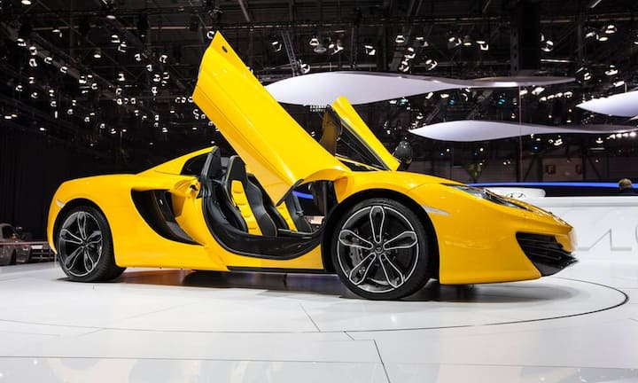 Der Flitzer von McLaren ist auch in der Farbe gelb zu erhalten.