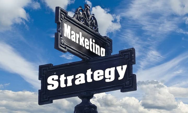 Was sind die Markenstars der Zukunft? «Bilanz» hat 4221 Personen in der Deutsch- und der Westschweiz befragt und aus den Antworten einen «Brand Aggregate» zwischen 0 und 100 für die Jahre 2017 und 2019 ermittelt. Je höher der Wert, desto erfolgreicher dürfte eine Marke sein. Das werden im Jahr 2019 die stärksten Marken sein: