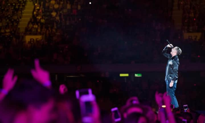 4. Rang: Event- und Veranstaltungsbesuche - Ebenfalls 34 Prozent entscheiden sich für Konzert- oder andere Tickets. Damit verzeichnet diese Kategorie den grössten Zuwachs in diesem Jahr, denn 2015 kamen solche Geschenke nur für einen Viertel in Frage.