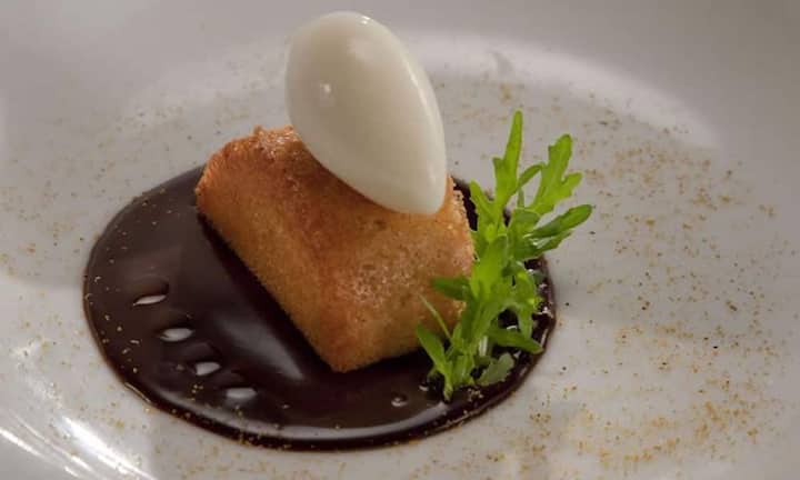 Platz 6: D.O.M, São Paulo in Brasilien. Obwohl Alex Atala für seine Küche immer auf der Suche nach bizarren Zutaten aus ganz Brasilien ist, hat er zwei Plätze verloren gegenüber dem Vorjahr.