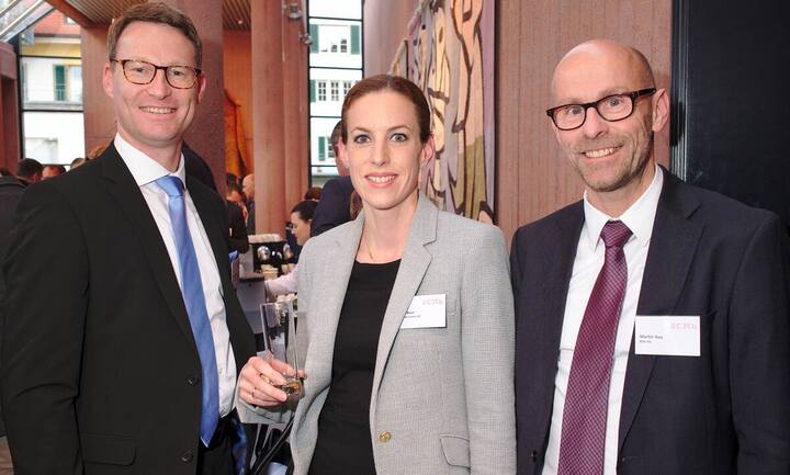 Bernd Geisenberger, Head of Corporate Banking, Commerzbank AG;
Katja Baur, Principal & CFO, alpha associates;
Martin Nay, Mitglied der Geschäftsleitung, BDO AG
