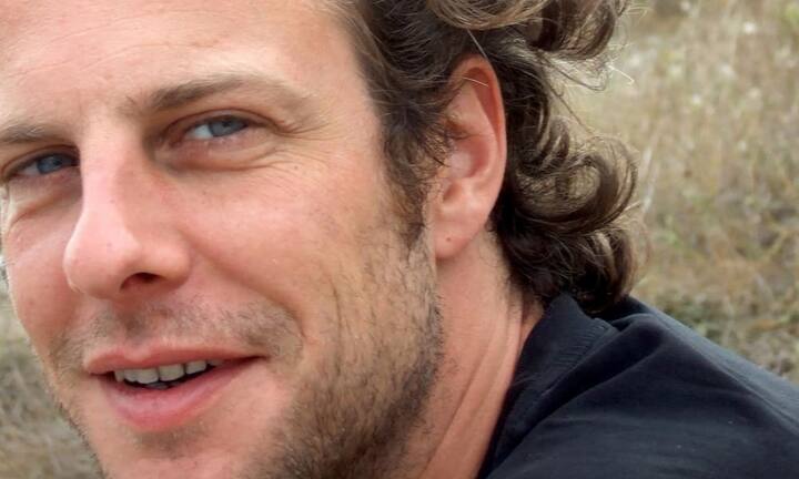 Der gebürtige Stuttgarter Bauder hat vor seiner Karriere als Filmemacher in Köln, St. Gallen und New York Betriebswirtschaft studiert. Sein Spielfilm-Debut «Das System» (2011) wurde bereits preisgekrönt - und mit «Master Of The Universe» heimste er am diesjährigen Film-Festival in Locarno den Preis der «Semaine de la Critique» ein. (Bilder: ZVG)