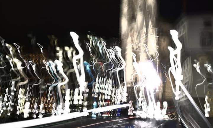 Eine Spielerei des Huaweis Mate 10 Pro, der Effekt «Lichtmalerei». 
Fazit: Das iPhone X überzeugt mit dem Porträtmodus. Im Durchschnitt liefert das Mate 10 Pro aber bessere Aufnahmen. Auch wenn einige Effekte das Huawei-Gerätes eher Spielerei sind, bietet das Handy eine grössere Varianz und für Foto-Freunde sogar den Pro-Modus, in dem die Kamera komplett manuell bedient wird.
Fotos: Karen Merkel