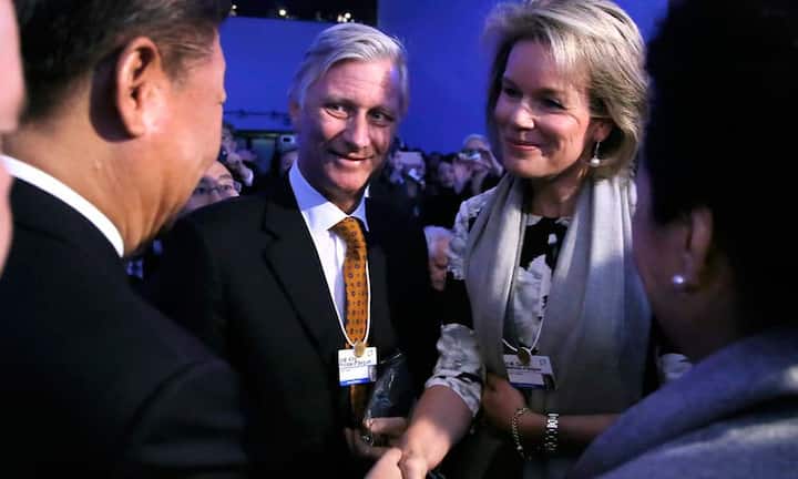 Blaues Blut nach Davos bringen König Philippe von Belgien und seine Frau Mathilde. Sie treffen dabei auch auf den chinesischen Präsidenten Xi Jinping.