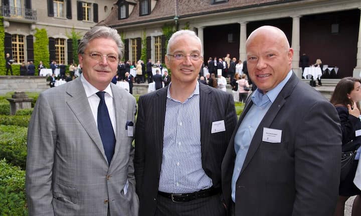 Sandro V. Gianella, Chairman & CEO, Knight Gianella & Partner AG;
Andrea Ostinelli, Senior Finance Director, Cilag GmbH International;
Sven Dennis Zybell, Plant Manager, Johnson&Johnson AG