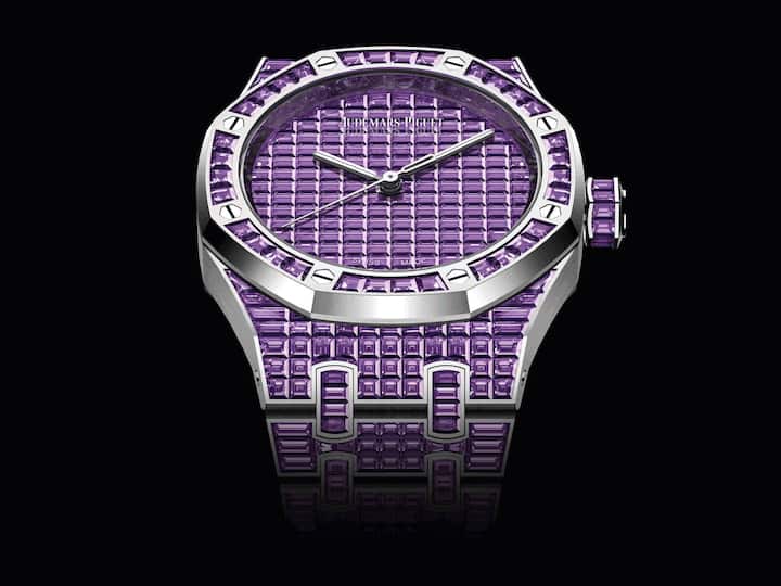 Die Audemars Piguet Royal Oak mit violetten Diamanten.